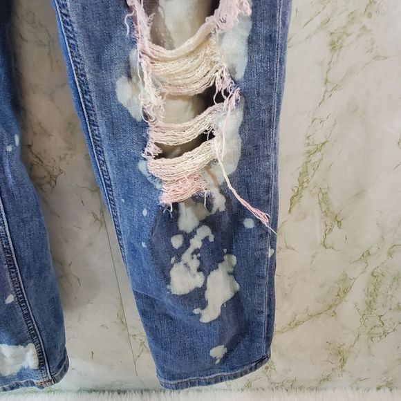 eunia Distressed Mid Rise Jeans - Picture 7 of 13